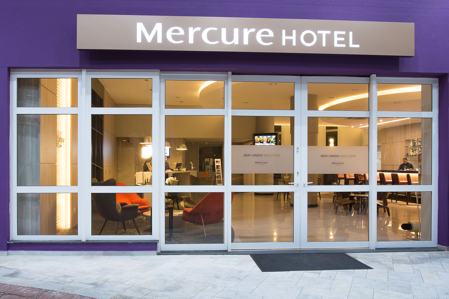 Mercure Colinas prepara jantar especial para o Réveillon