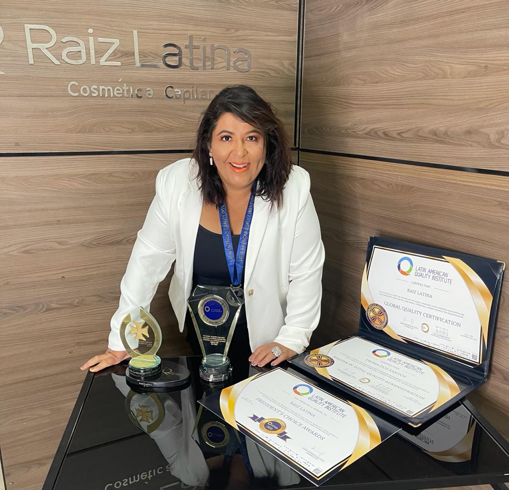 Empresária Joseense à Frente da Raiz Latina é Premiada pelo Latin American Quality Institute