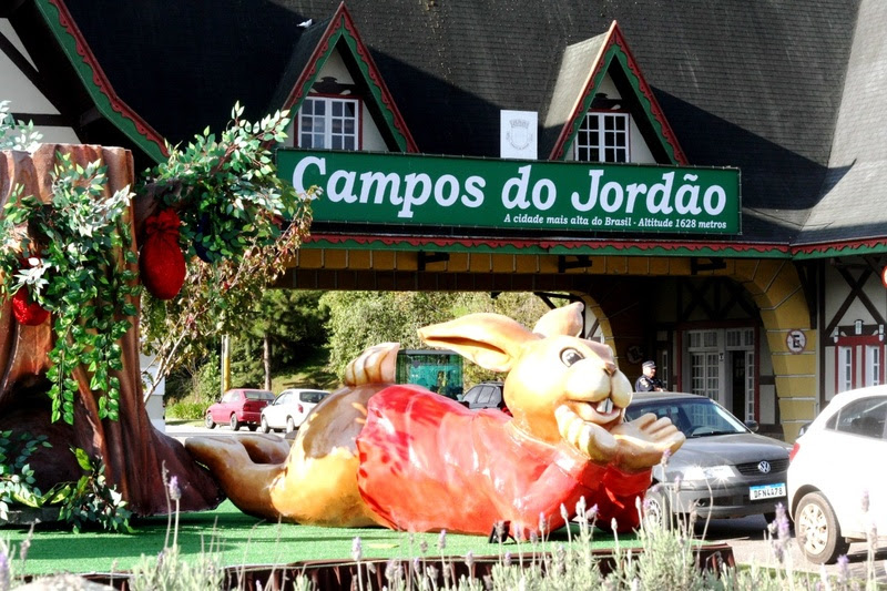 Campos do Jordão se enfeita para receber a Páscoa