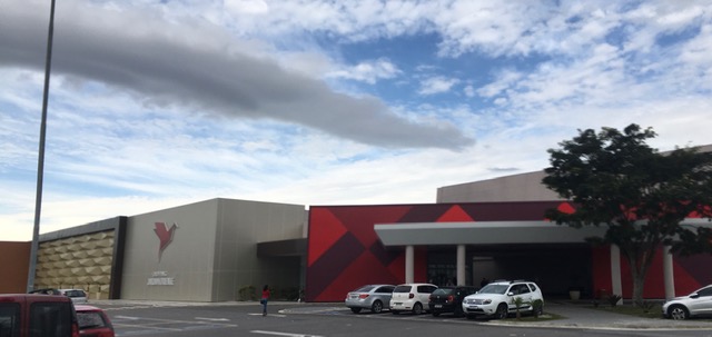 Feira de Livro no Shopping Jardim Oriente com obras a partir de R$10