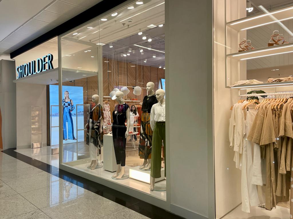 Shoulder e Lupo inauguram lojas no Colinas Shopping